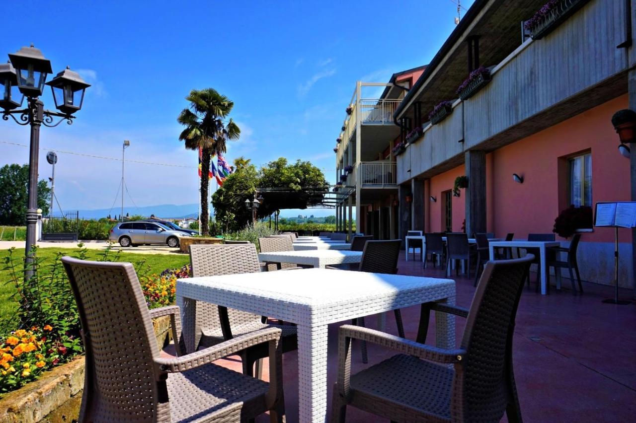 Hotel Bella Lazise Bagian luar foto